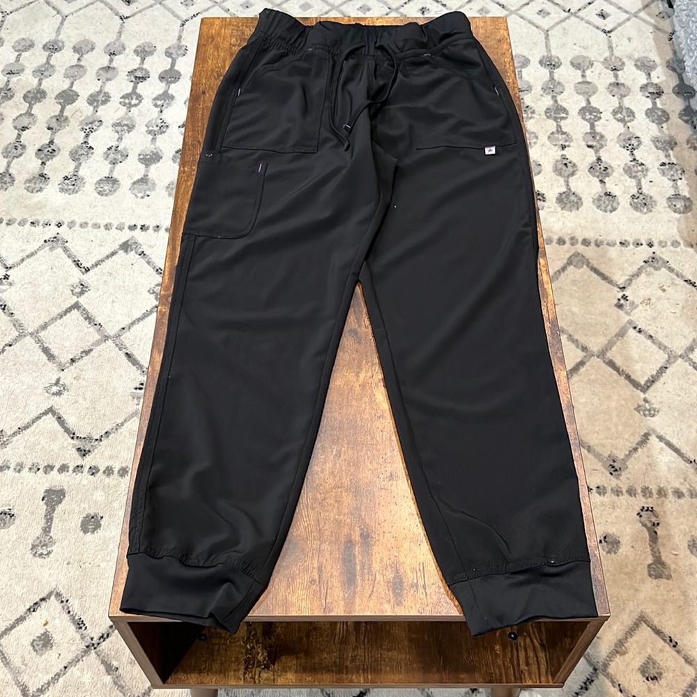 Scrub star, black jogger scrub pants